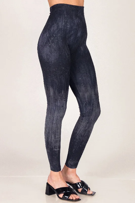 Red flow sports legging -Navy & Grey Streak Ikat Legging Print