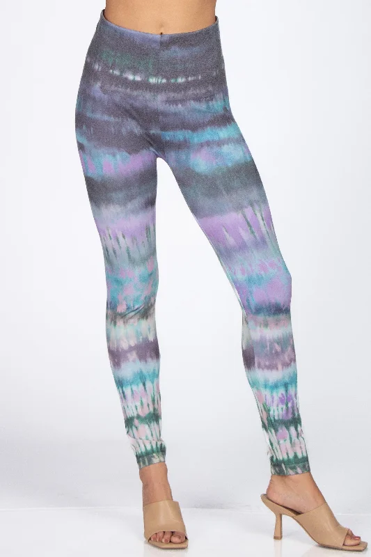 Tough-fit sports legging -Moonrise Lake Printed Leggings