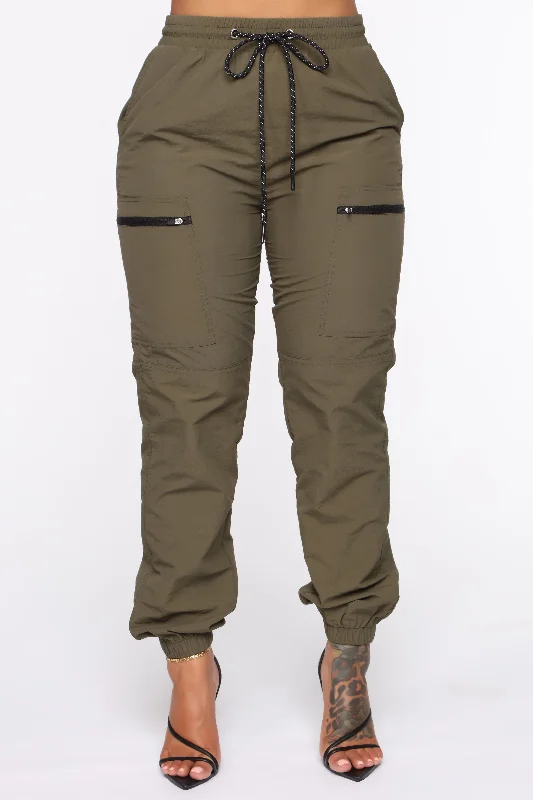 Print-men’s sports pant -On The Low High Rise Joggers - Olive