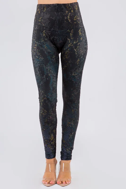 Stamp-fit sports legging -Euphoric Snakeskin Print Leggings in Peacock