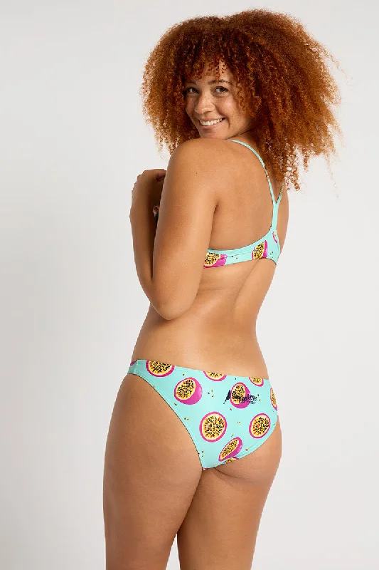 Surf-fit swimwear -Shelly Bottom in Passion Fruit